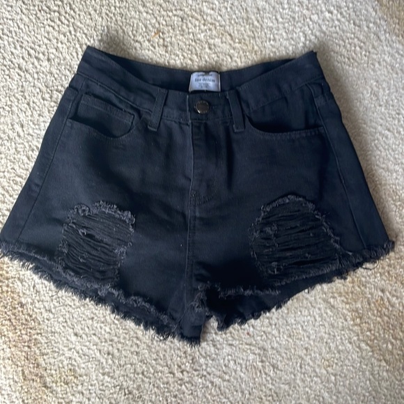 Shorts in jeans - Picture 1 of 3